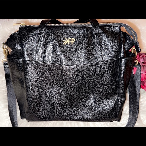 FRESHLY PICKED Diaper Shoulder Bag - Picture 2 of 8